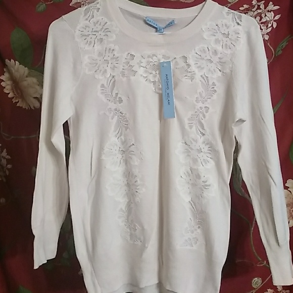 ANTONIO MELANI Tops - Antonio Melani ivory silk shirt xs